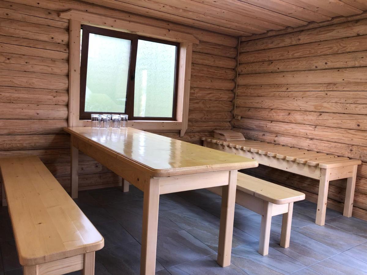 Котедж Mezohat Koz'meshchyk Exteriör bild